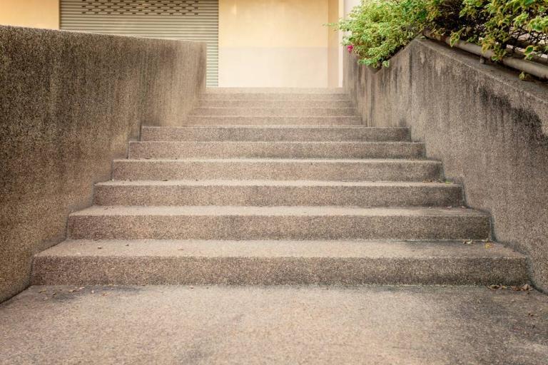Prix du béton désactivé : ce qui fait varier le devis