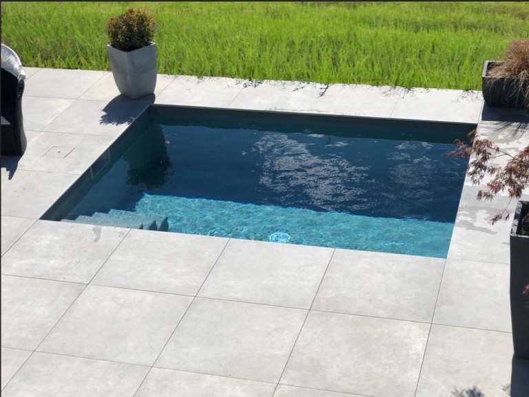 Piscines Desjoyaux sur-mesure à Besançon, Morteau et Pontarlier : Cuinet transforme vos extérieurs en oasis de détente